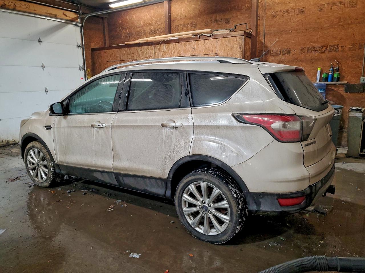 Lot #3312185107 2017 FORD ESCAPE TIT