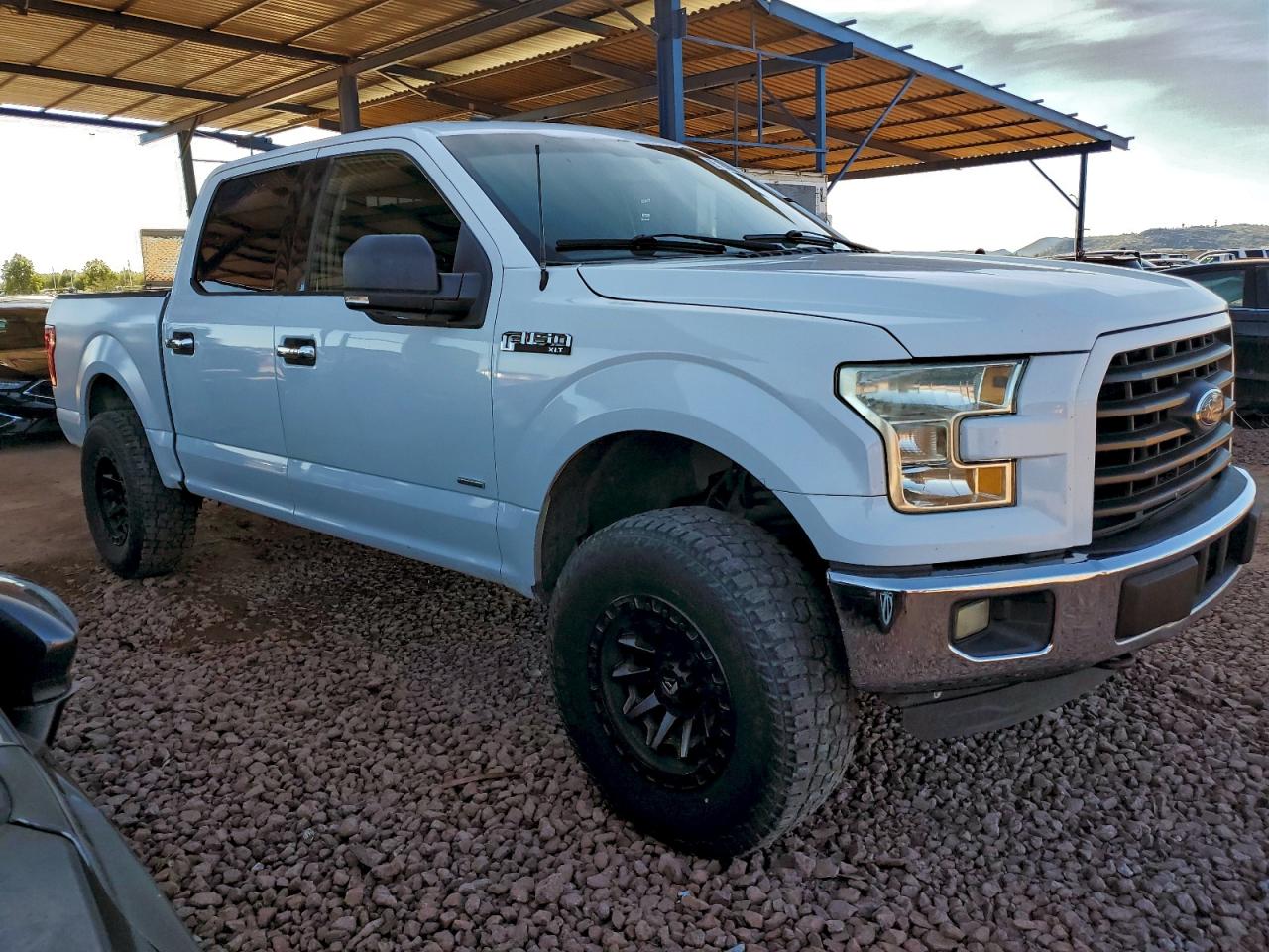 FORD F-150 SUPERCREW