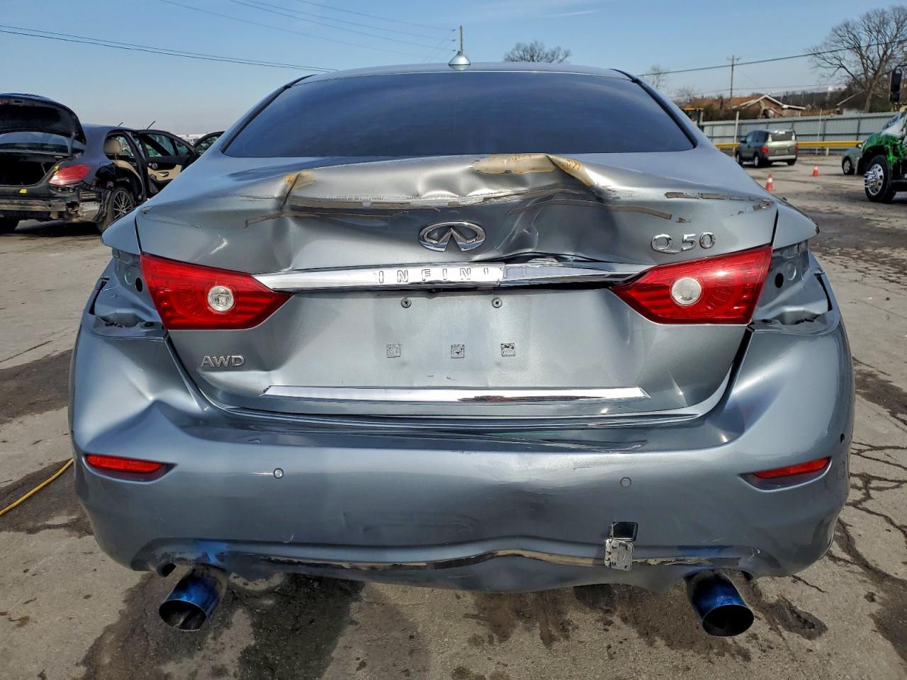 INFINITI Q50 BASE