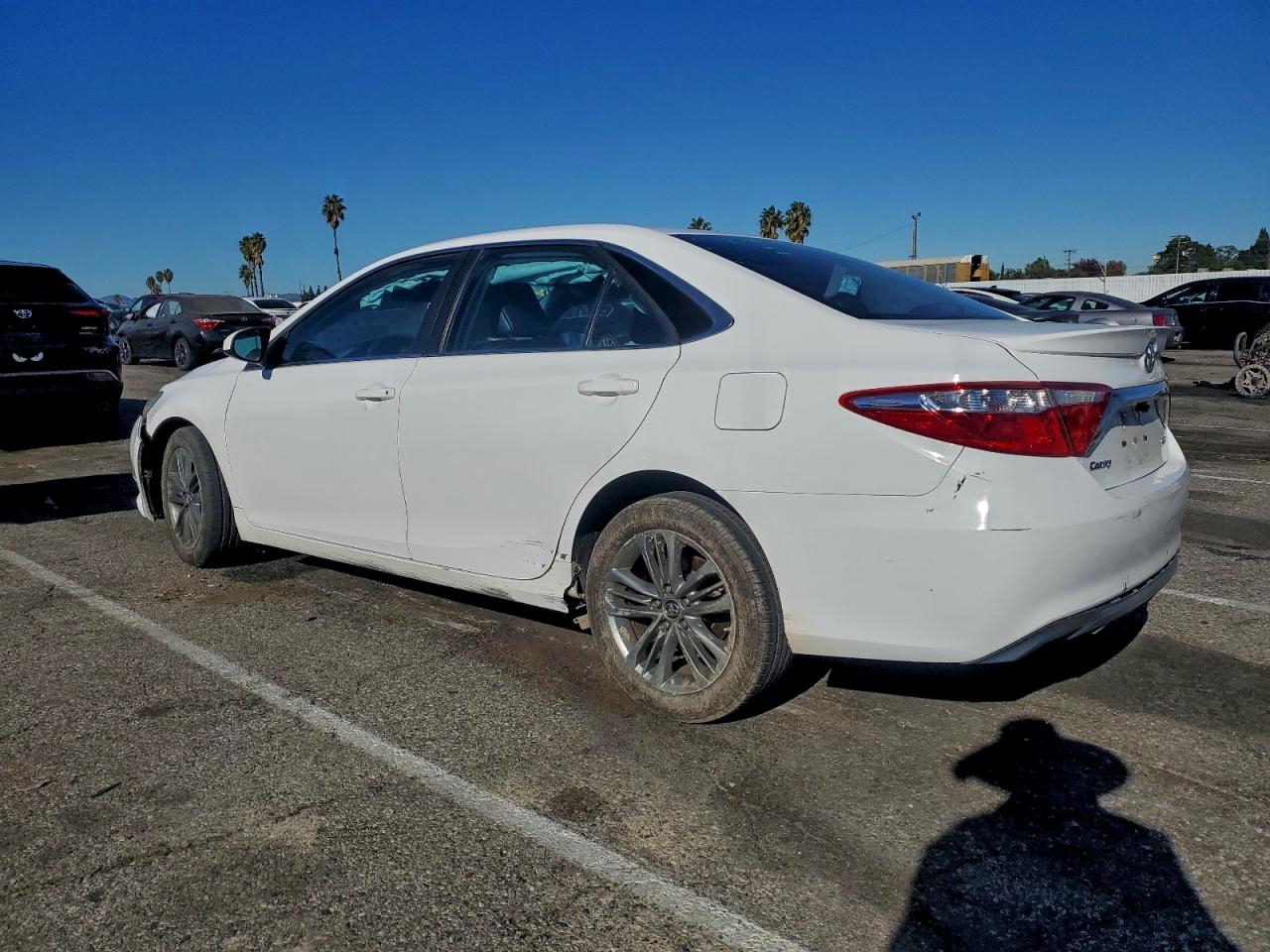 TOYOTA CAMRY LE