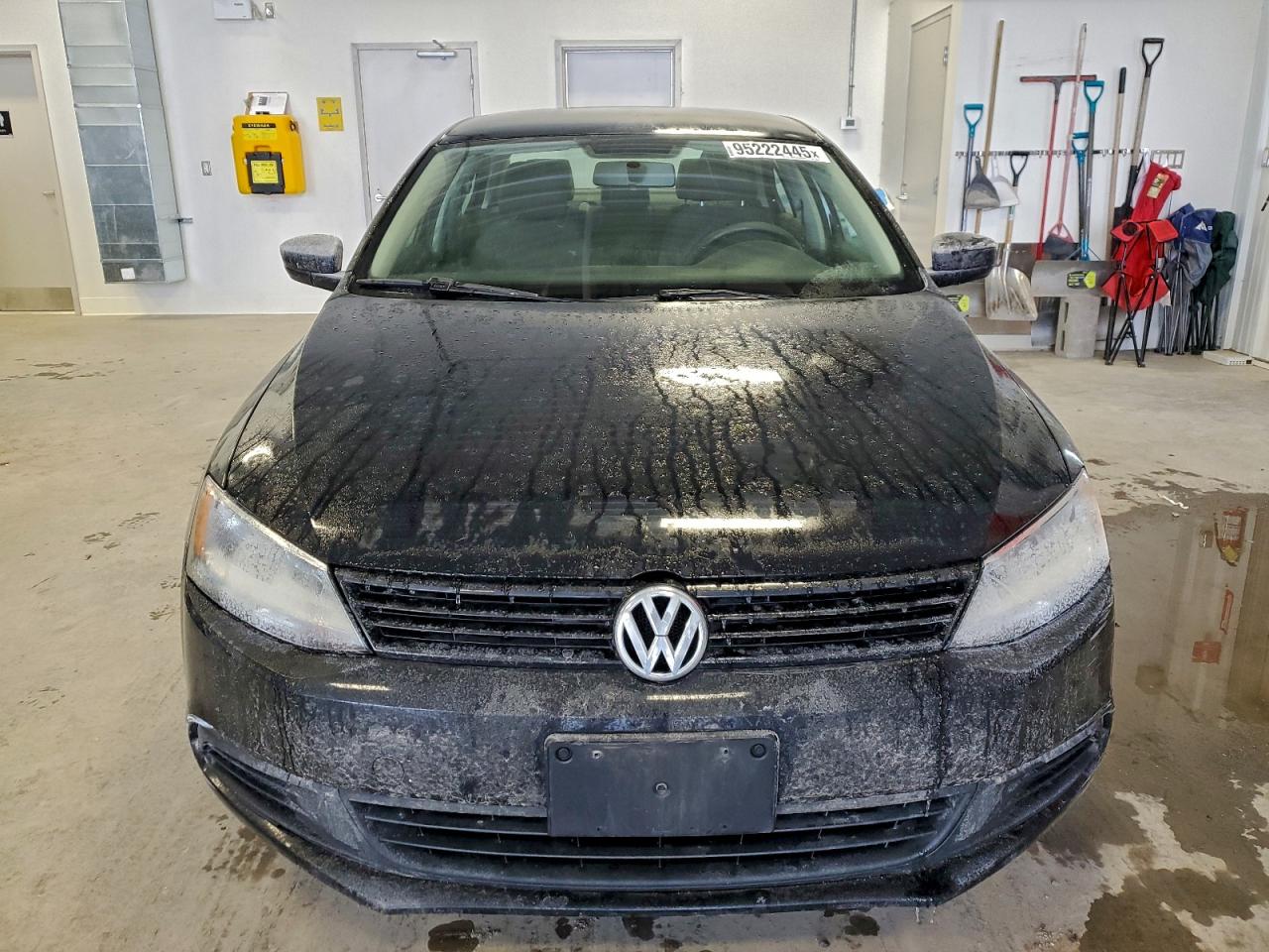 VOLKSWAGEN JETTA BASE