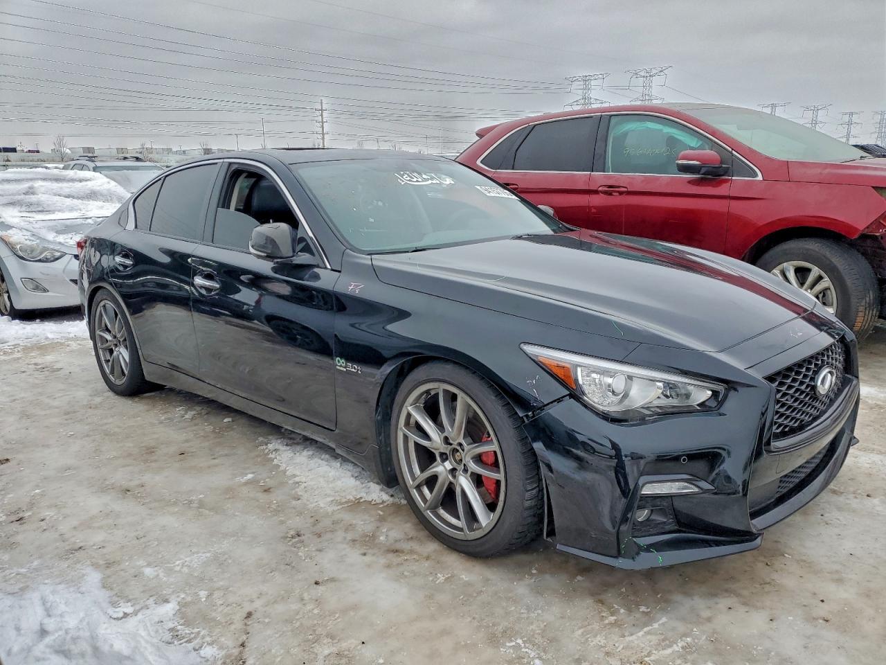 INFINITI Q50 LUXE