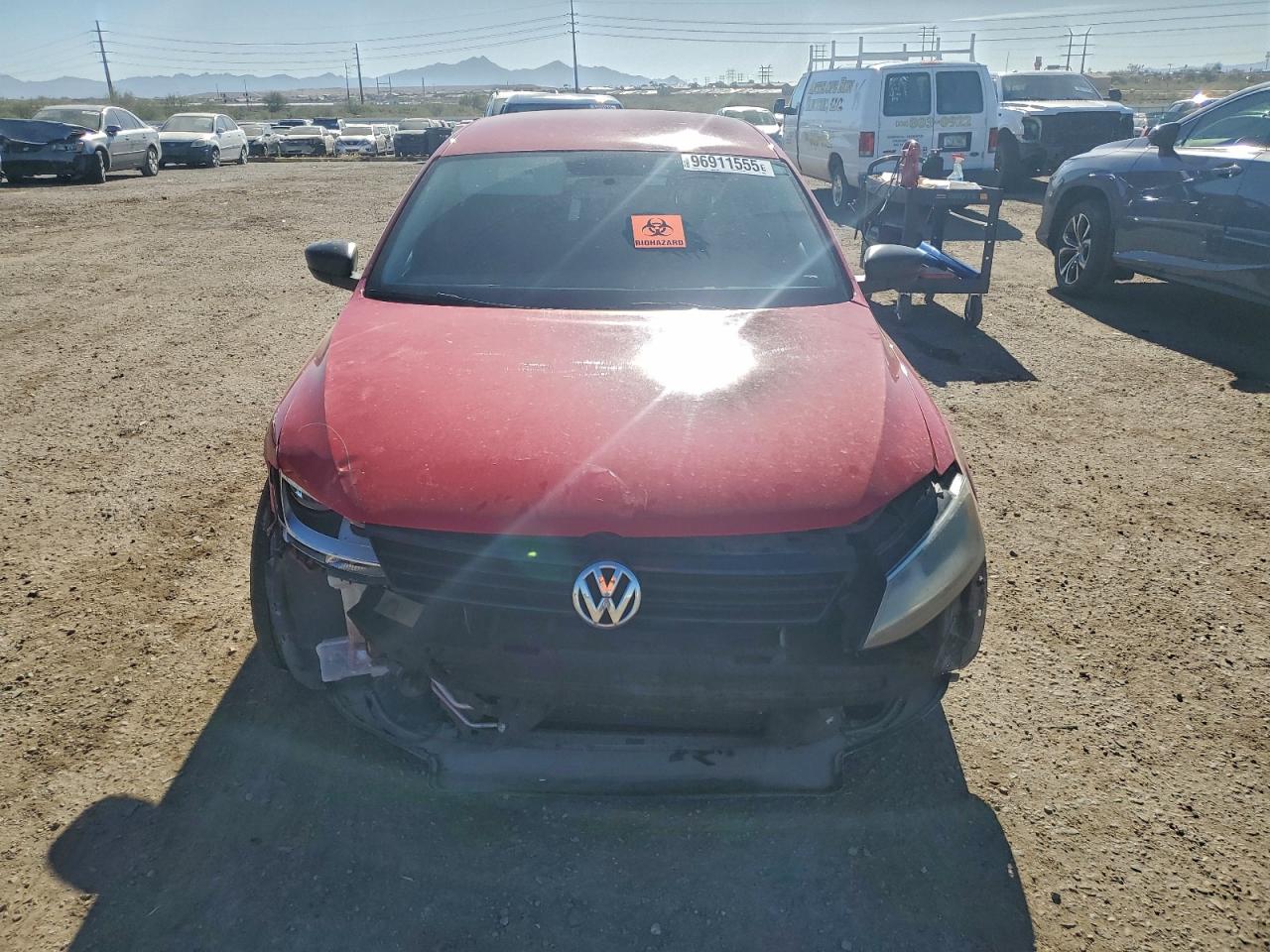 VOLKSWAGEN JETTA BASE