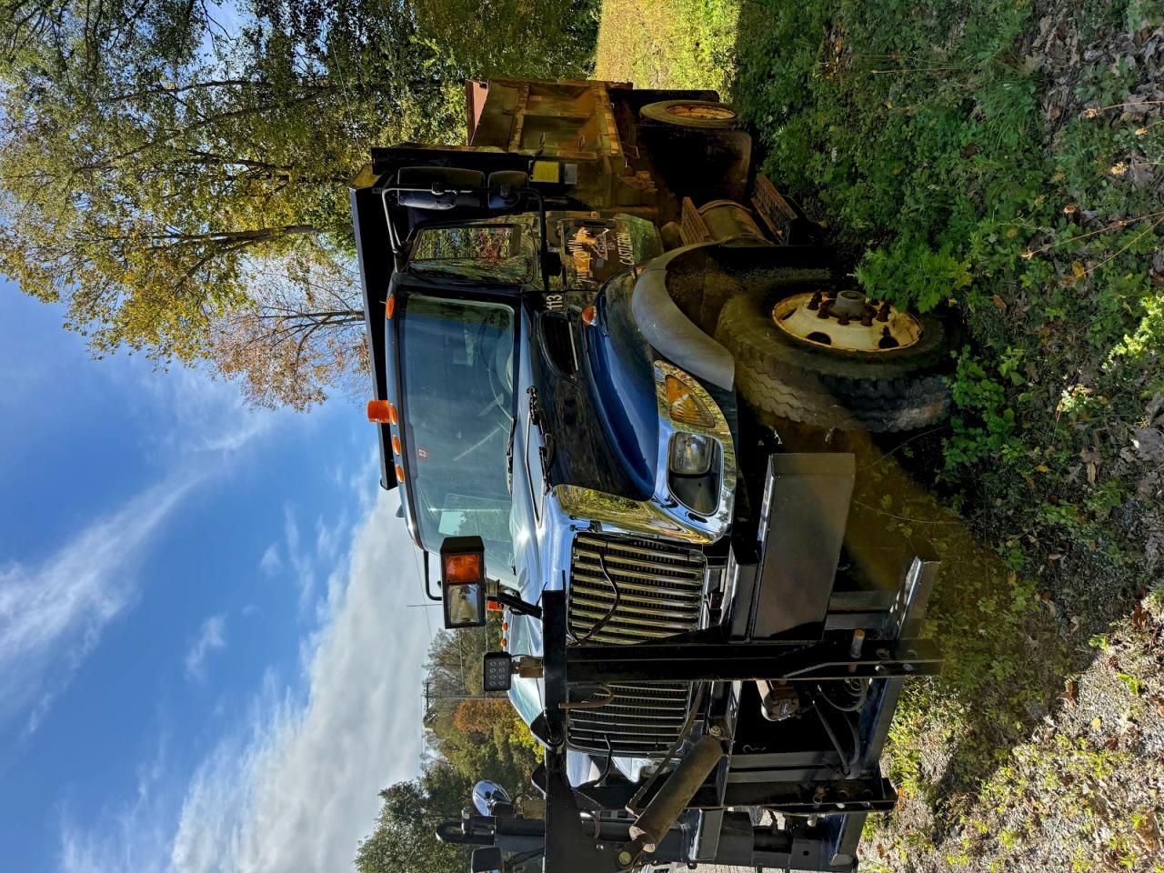 Lot #3309328004 2007 INTERNATIONAL 7000 7400