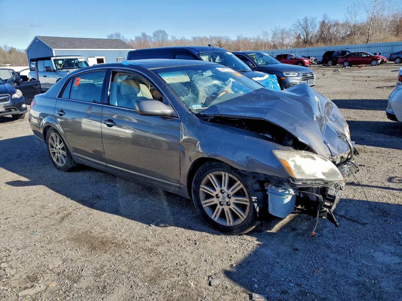 Lot #3317830246 2005 TOYOTA AVALON XL