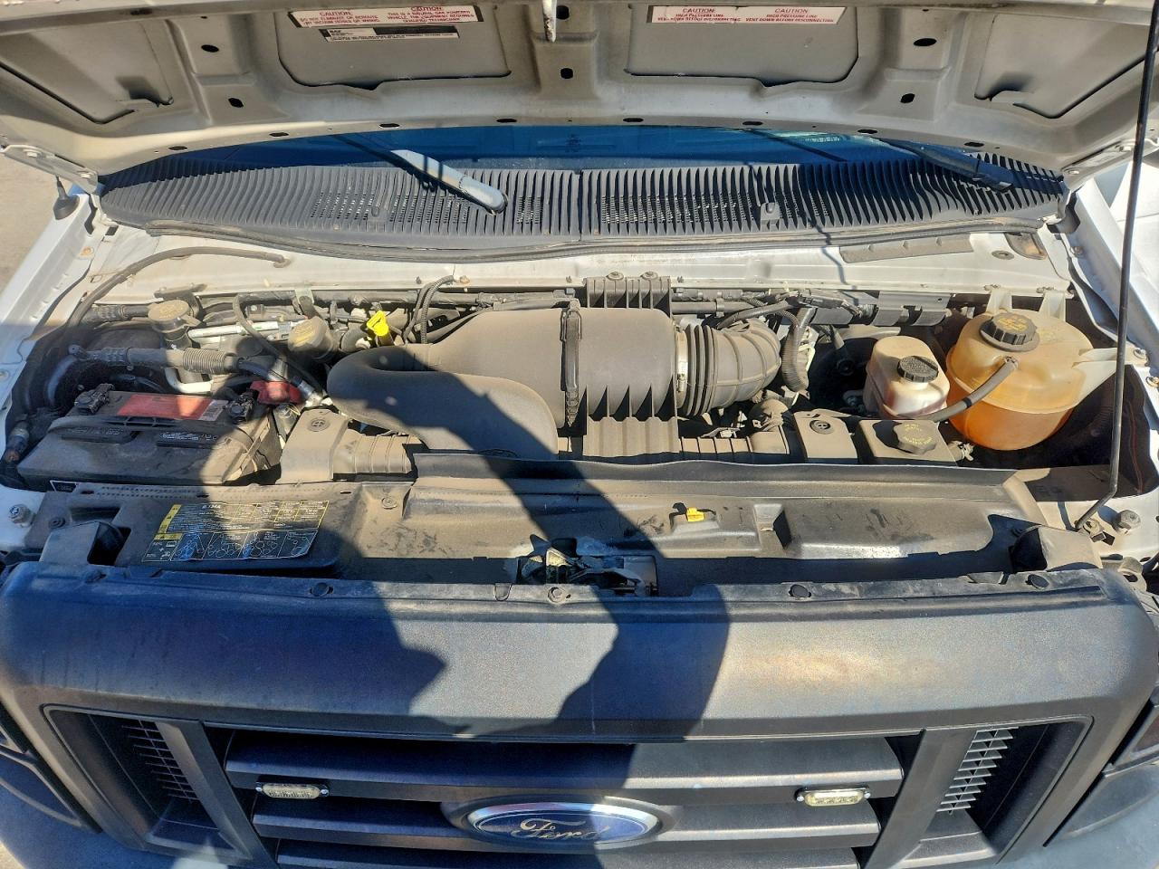 FORD ECONOLINE E250 VAN