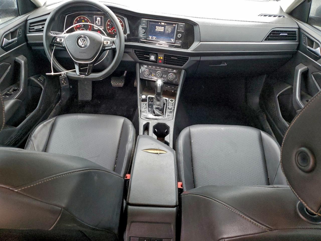 VOLKSWAGEN JETTA S
