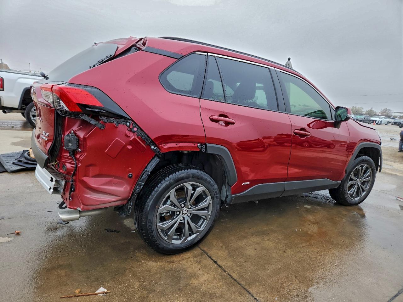 TOYOTA RAV4 XLE PREMIUM