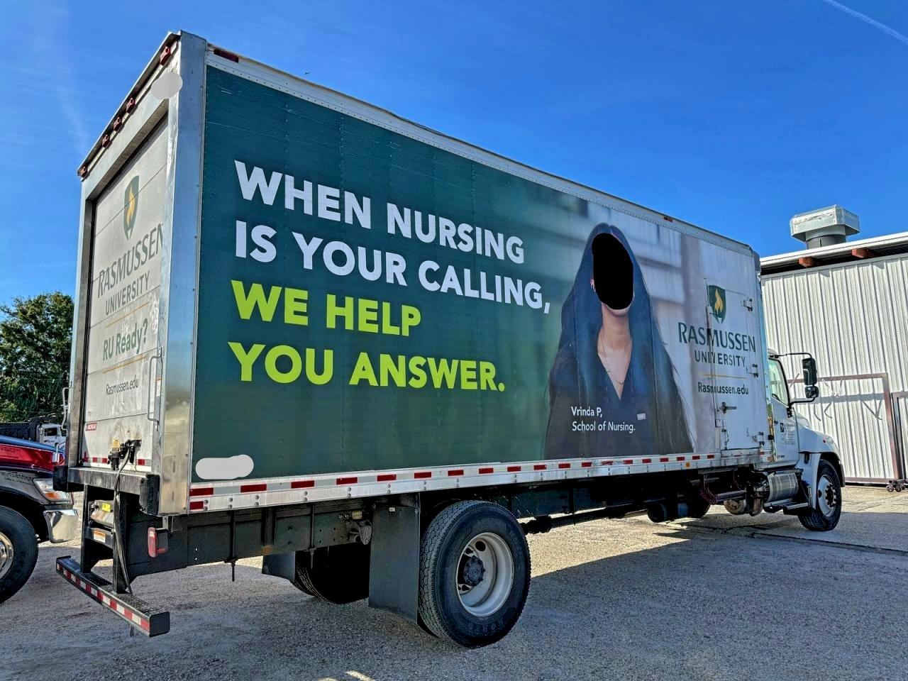 Lot #3304523469 2020 HINO HINO 338