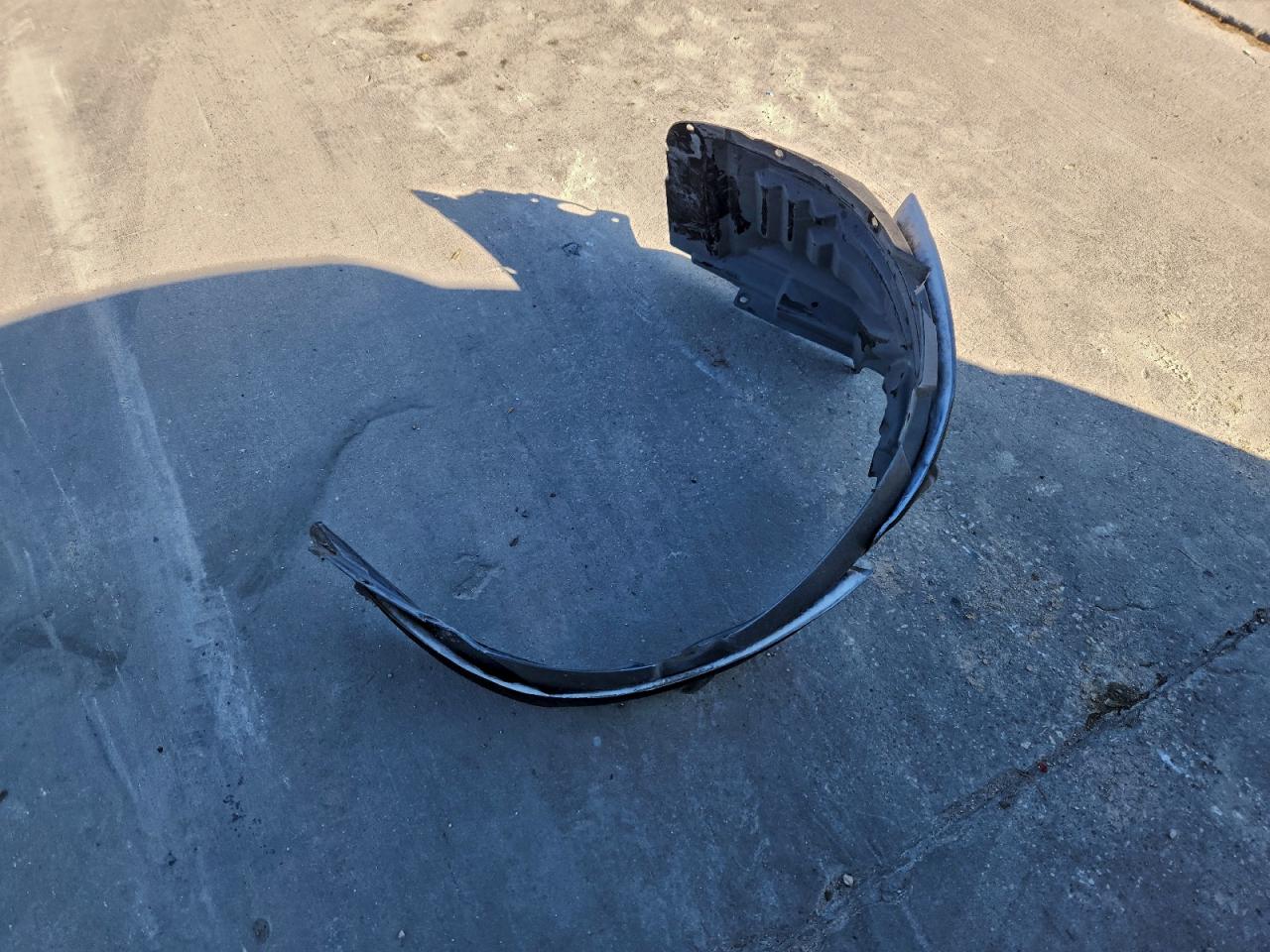 MITSUBISHI OUTLANDER ES