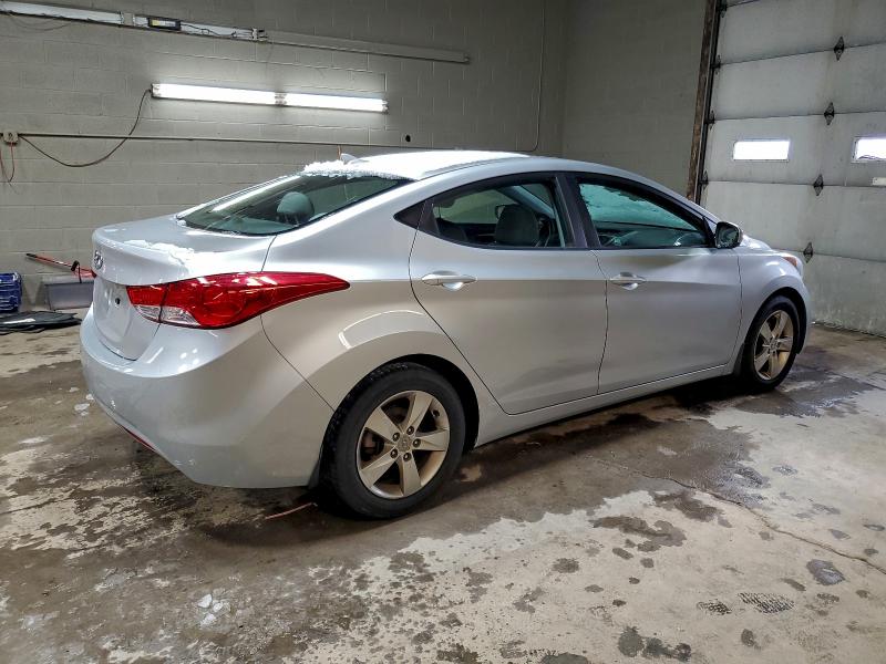 2013 HYUNDAI ELANTRA GL #3302759435