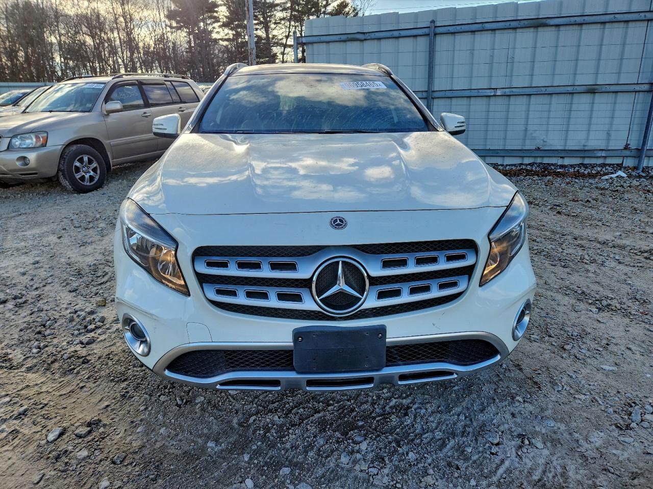 MERCEDES-BENZ GLA-CLASS 250 4MATIC