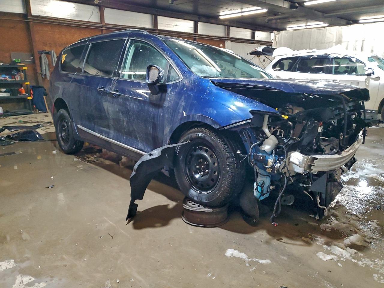 CHRYSLER PACIFICA HYBRID LIMITED