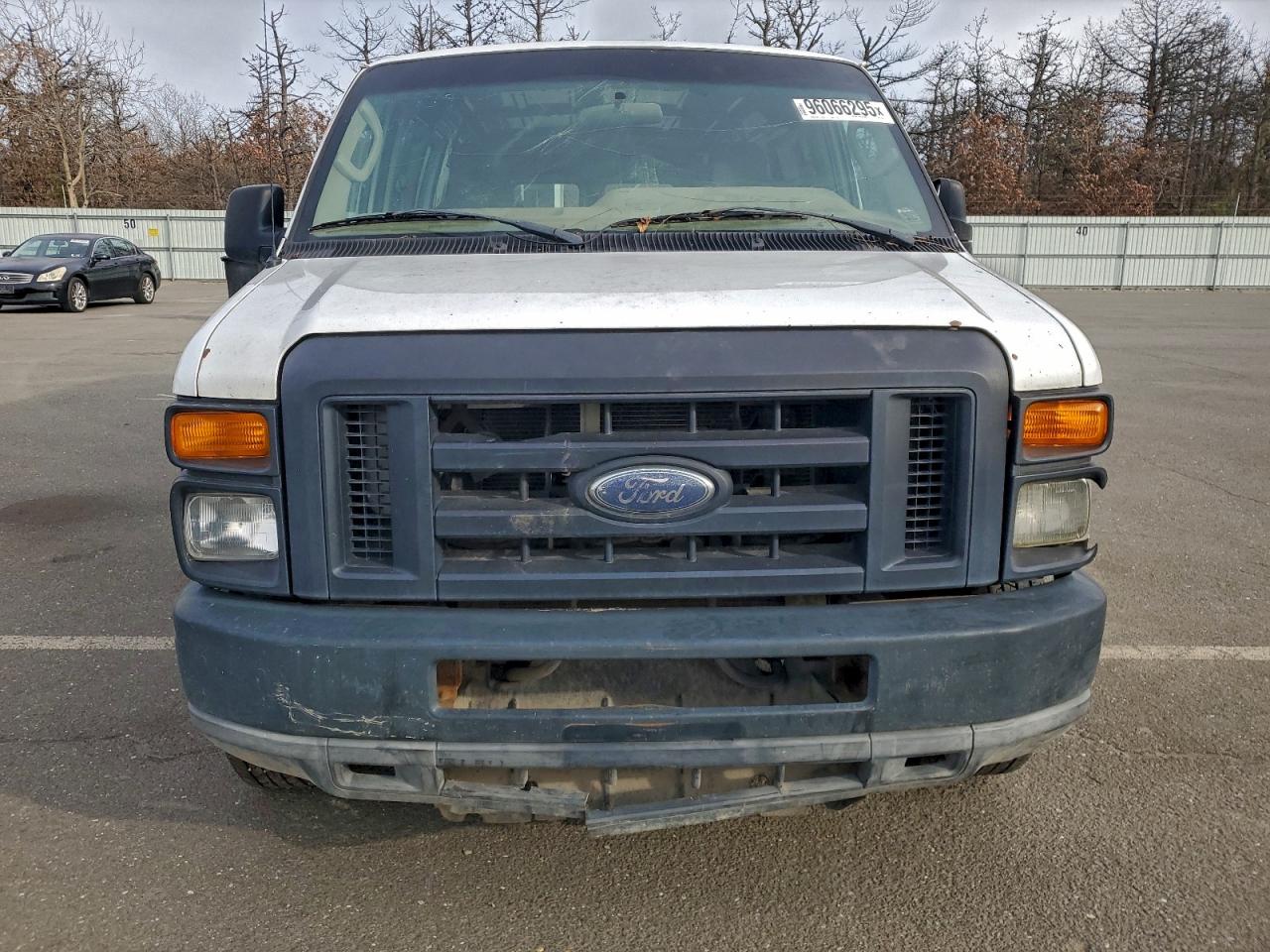 FORD ECONOLINE E350 SUPER DUTY VAN