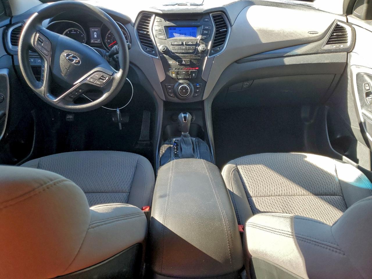 Lot #3315718344 2013 HYUNDAI SANTA FE S