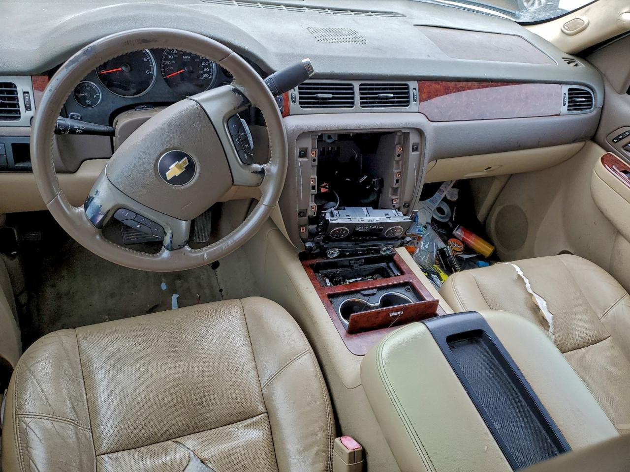 CHEVROLET TAHOE C1500 LTZ