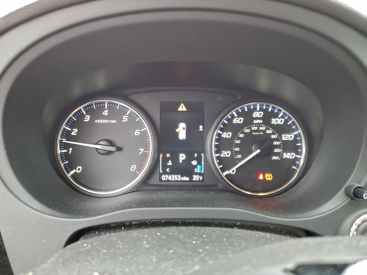 MITSUBISHI OUTLANDER SE