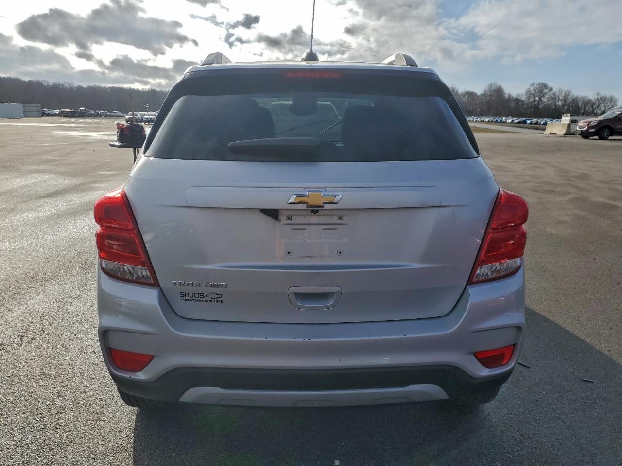 Lot #3315694735 2021 CHEVROLET TRAX 1LT