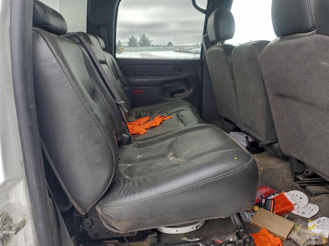 Lot #3316120223 2005 GMC SIERRA K25