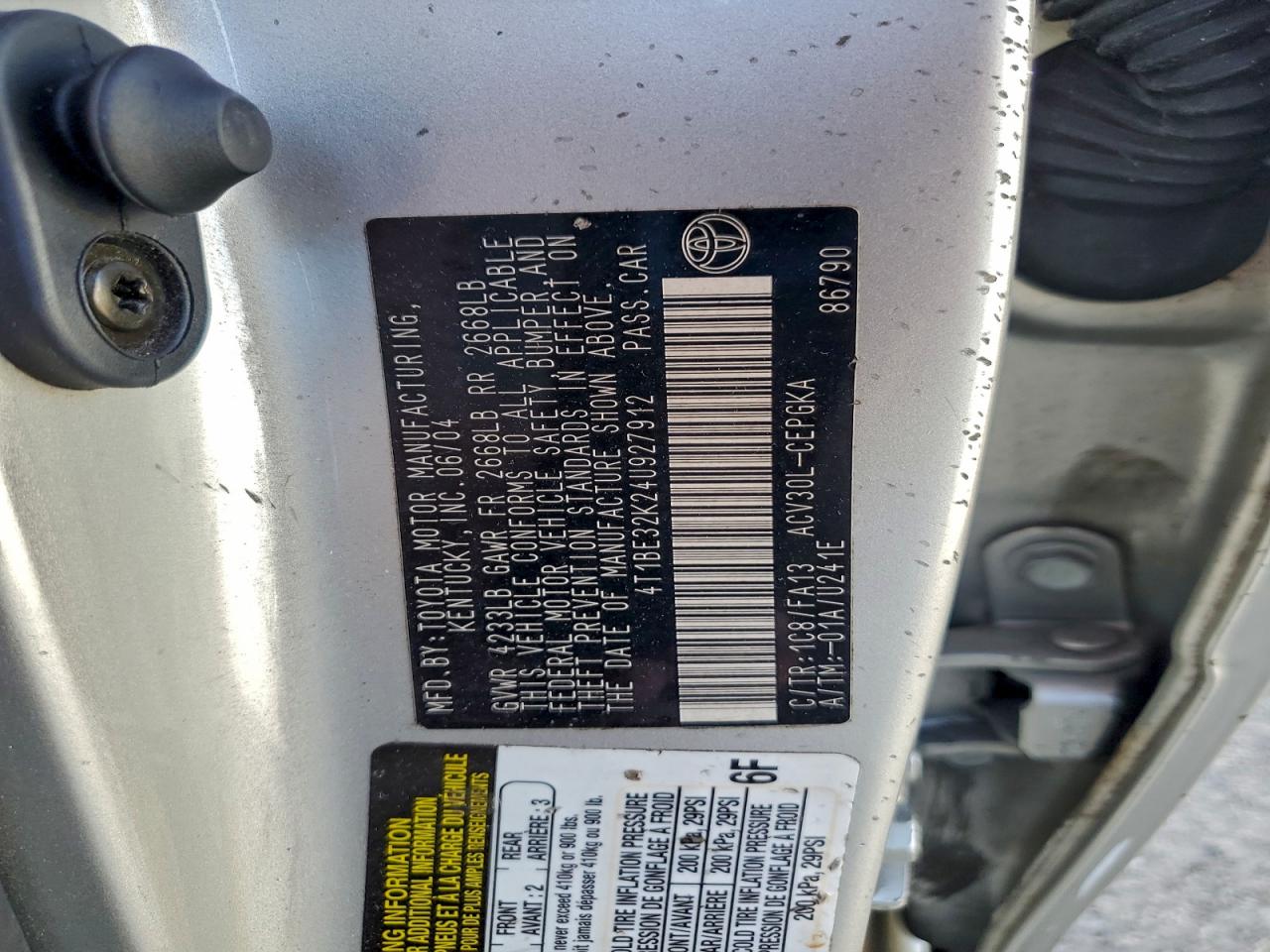 Lot #3302878924 2004 TOYOTA CAMRY LE