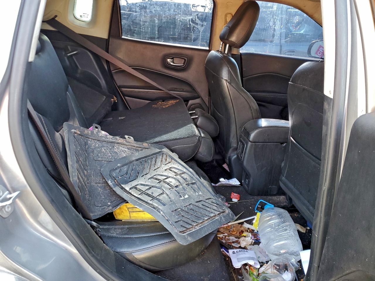 Lot #3317800127 2018 JEEP COMPASS LA