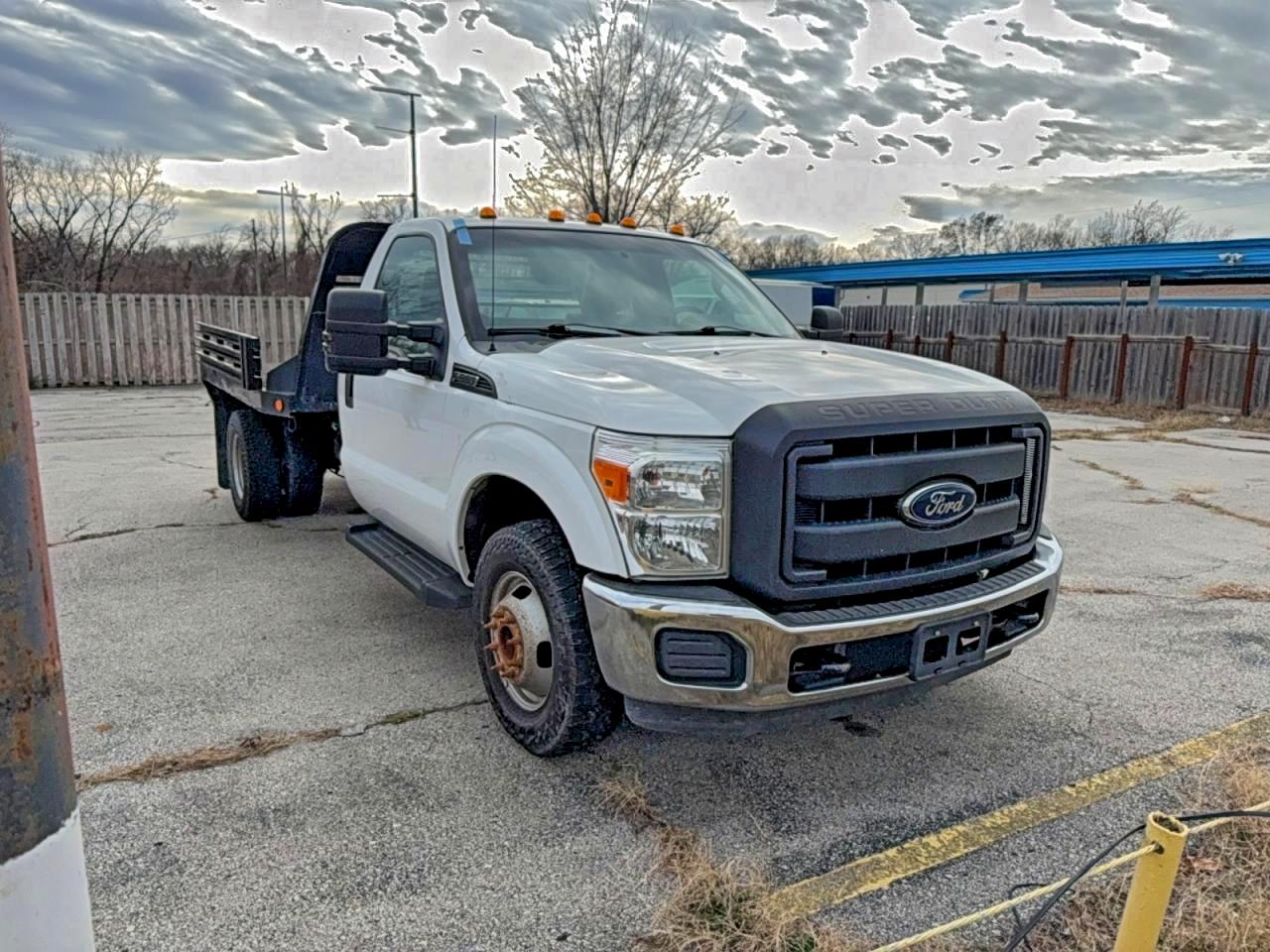 Lot #3311754728 2016 FORD F350 SUPER