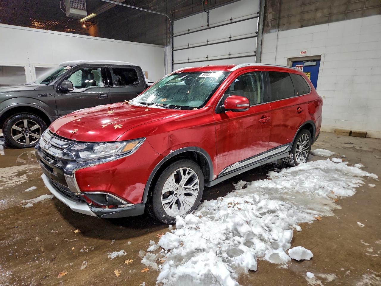 Lot #3315897123 2018 MITSUBISHI OUTLANDER