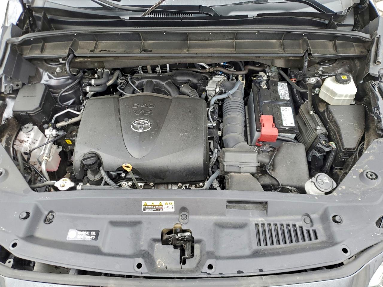 TOYOTA HIGHLANDER LIMITED