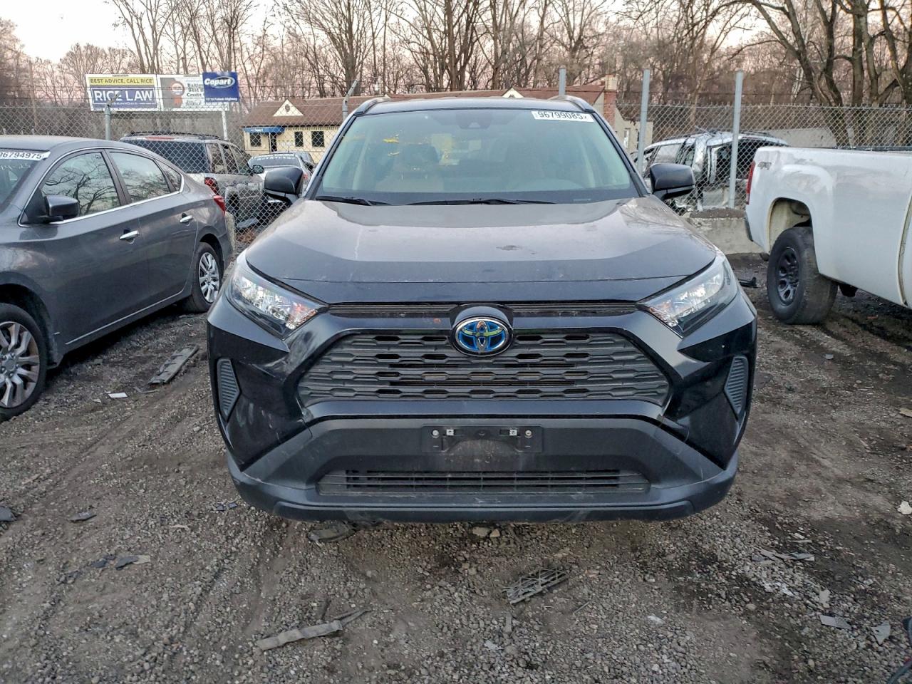 TOYOTA RAV4 LE