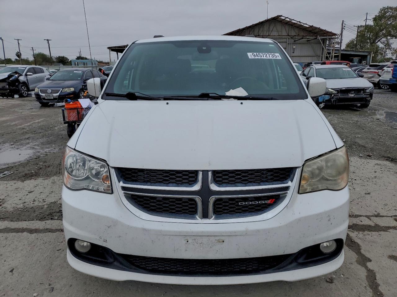 Lot #3317921919 2019 DODGE GRAND CARA