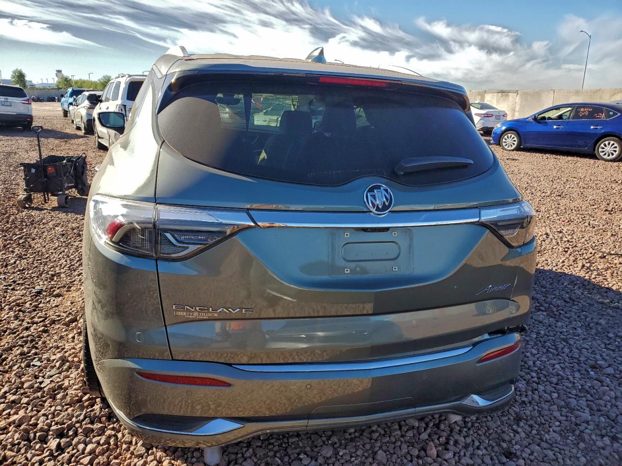 BUICK ENCLAVE AVENIR