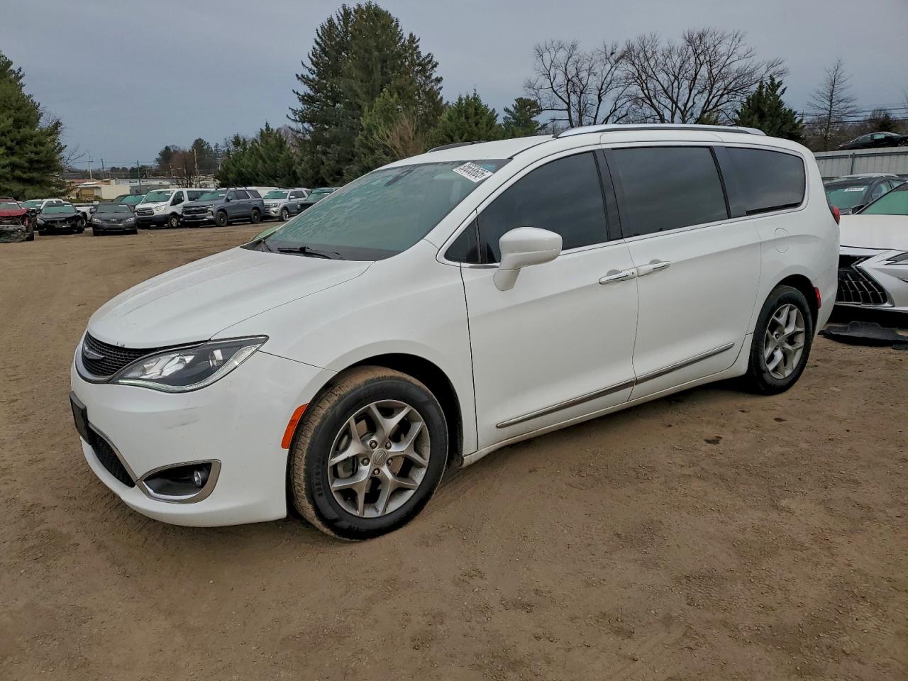 CHRYSLER PACIFICA TOURING L