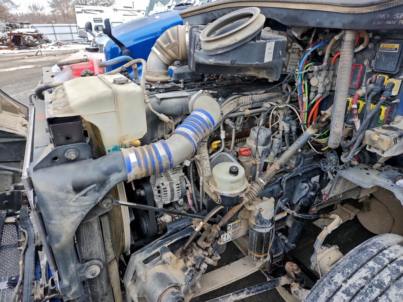 Lot #3308320155 2019 PNTW 579