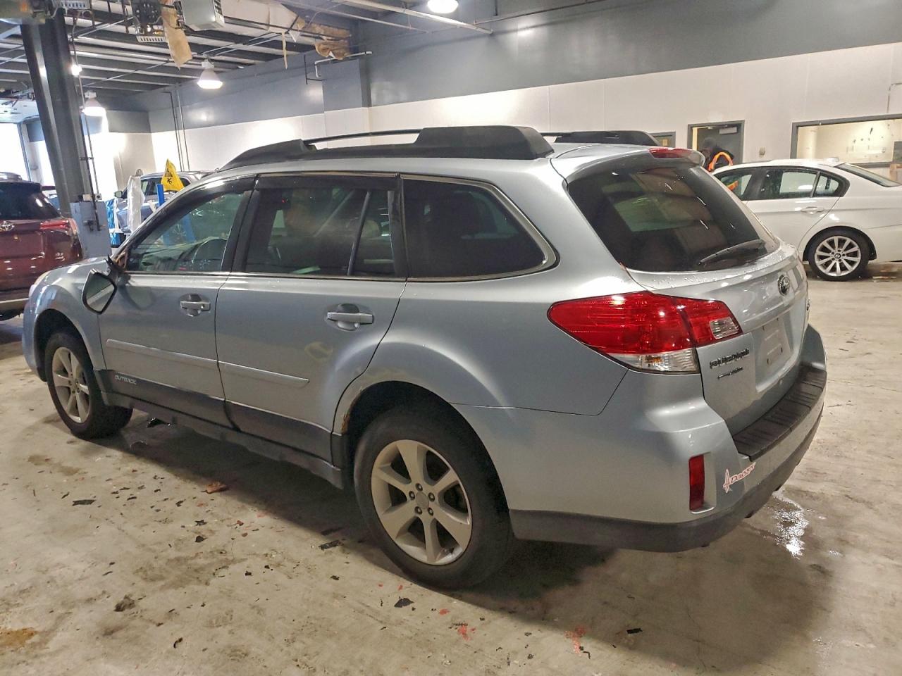 SUBARU OUTBACK 2.5I PREMIUM