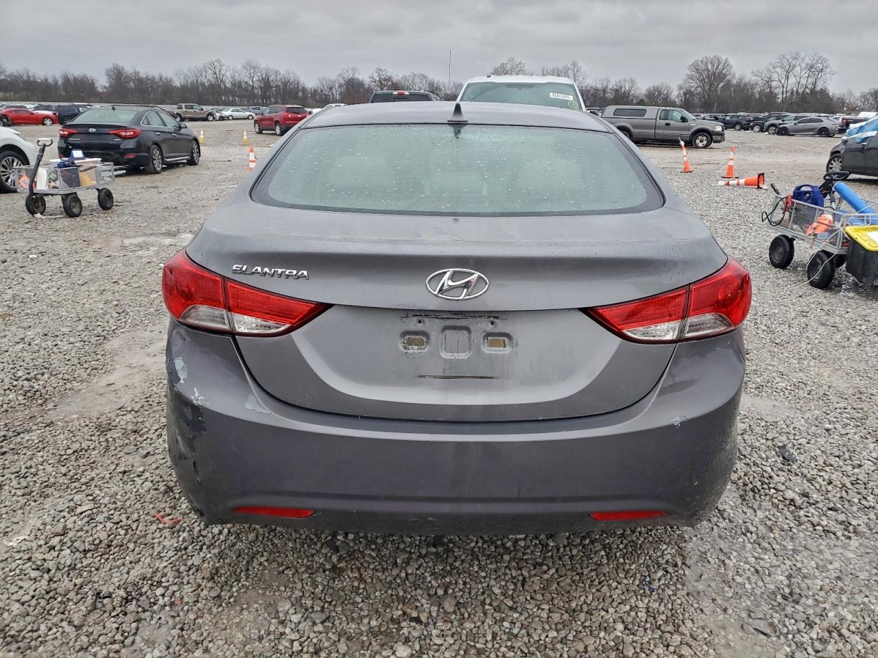 Lot #3312427673 2013 HYUNDAI ELANTRA GL