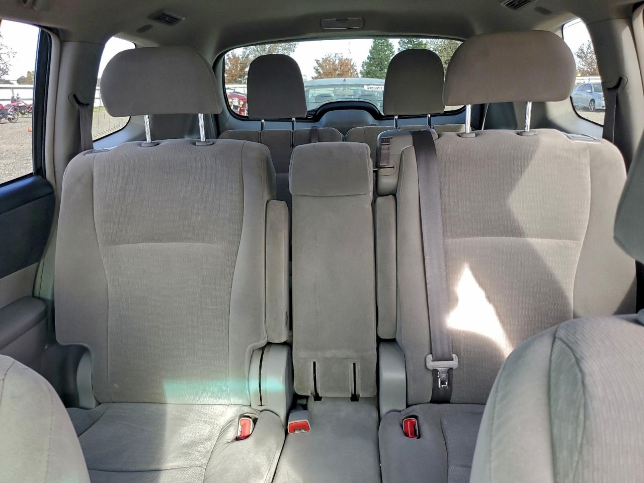 Lot #3318014517 2012 TOYOTA HIGHLANDER