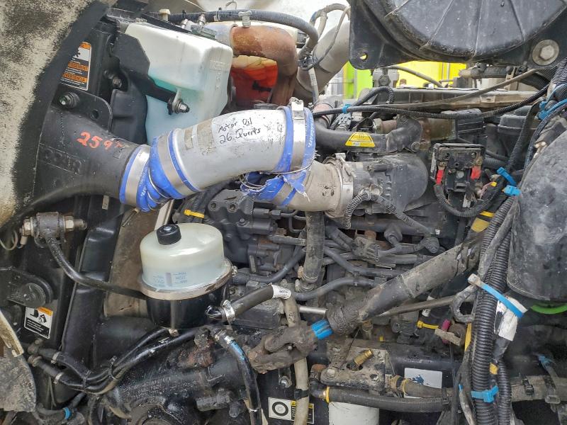 2021 PETERBILT TRACTOR 348 #3311707221