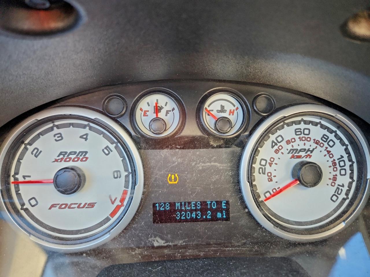 Lot #3318873924 2010 FORD FOCUS SEL