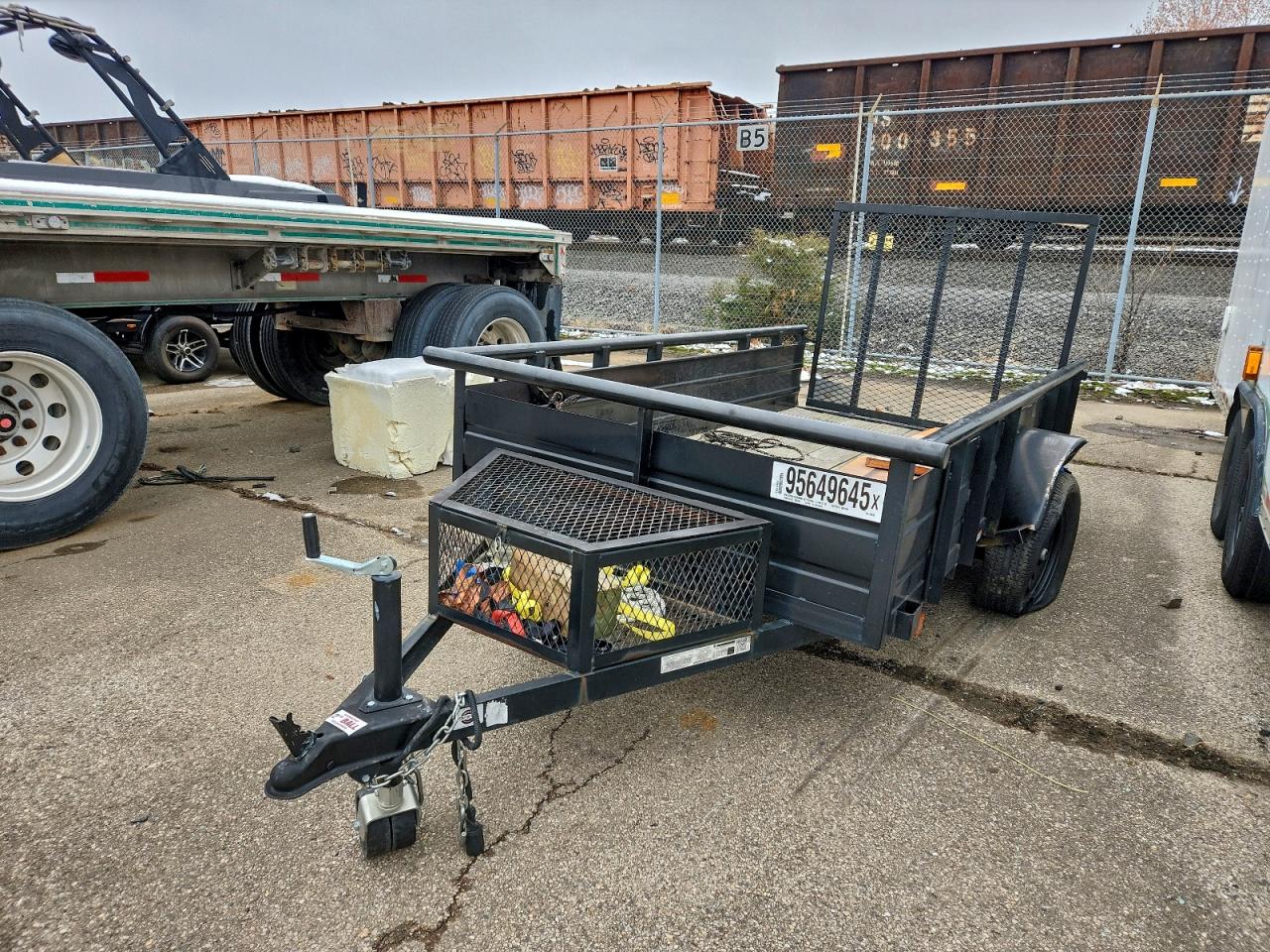 Lot #3311401321 2022 CARRY-ON UNKNOWN