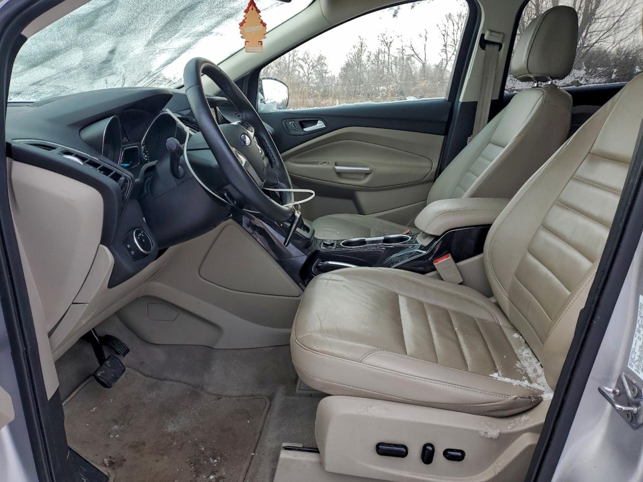 FORD ESCAPE TITANIUM