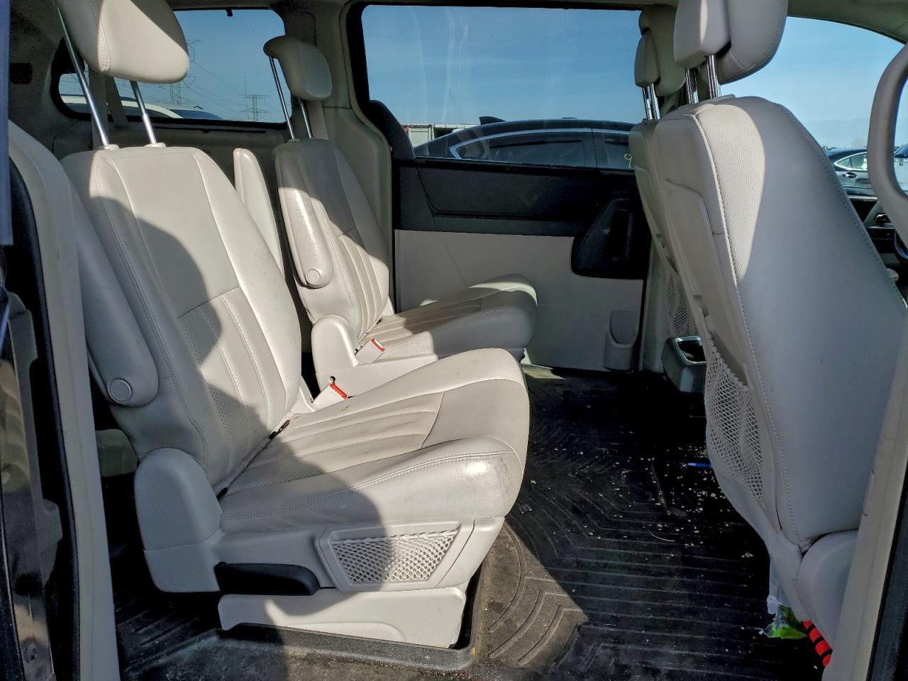 CHRYSLER TOWN & COUNTRY TOURING