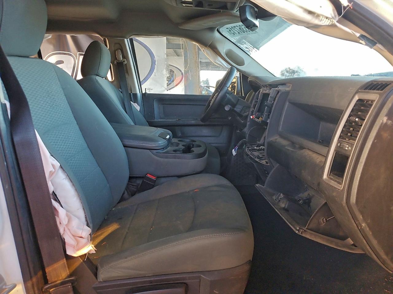 Lot #3305285426 2015 RAM 1500 ST