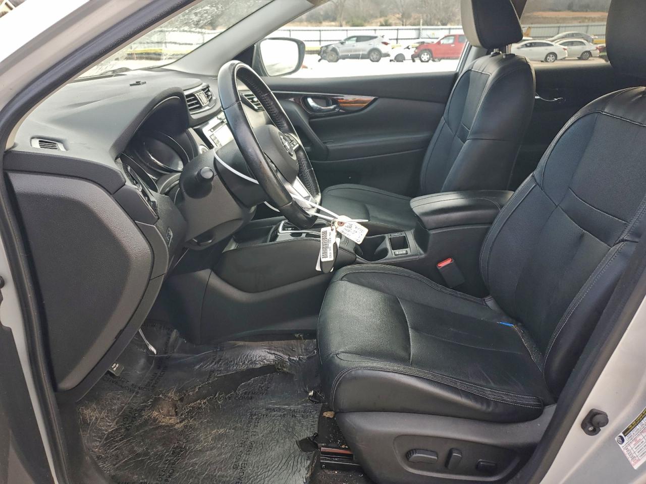 NISSAN ROGUE SPORT S