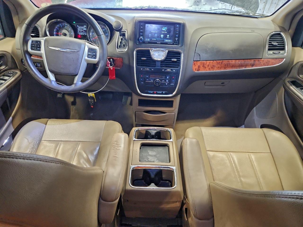 CHRYSLER TOWN & COUNTRY TOURING