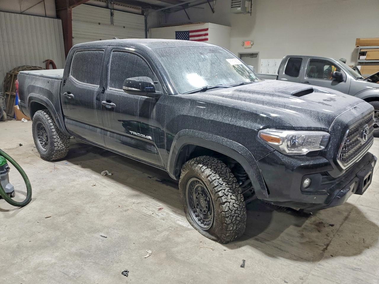 TOYOTA TACOMA DOUBLE CAB