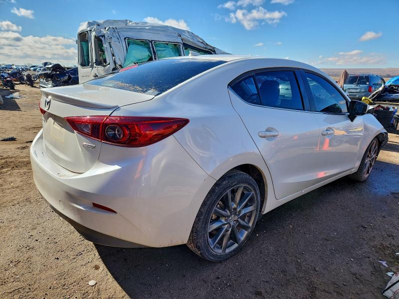 2018 MAZDA 3 TOURING #3305344327