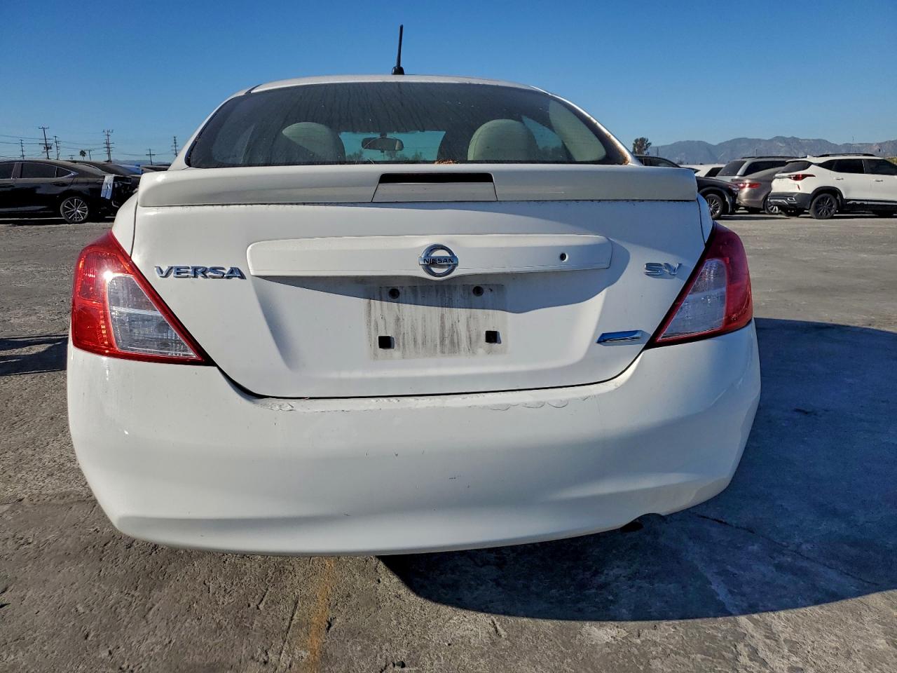 Lot #3315989129 2014 NISSAN VERSA S