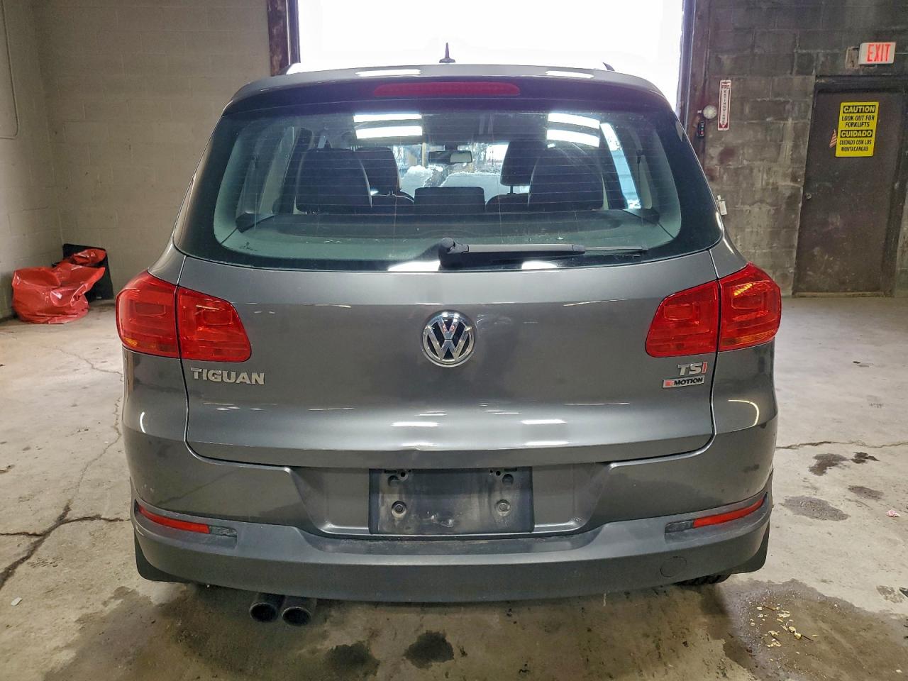 VOLKSWAGEN TIGUAN S