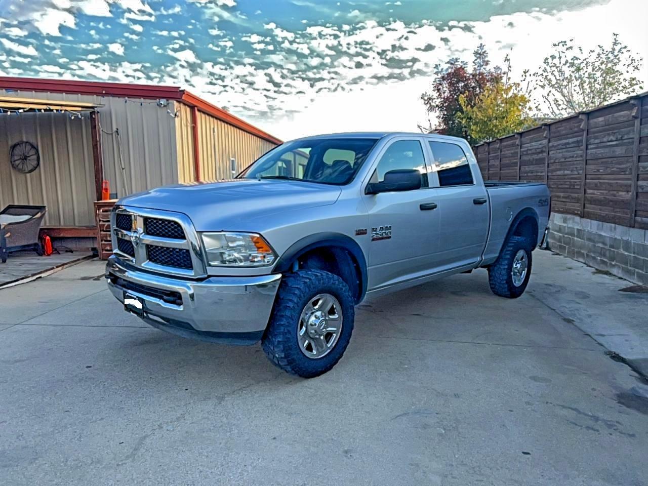 Lot #3304507461 2017 RAM 2500 ST