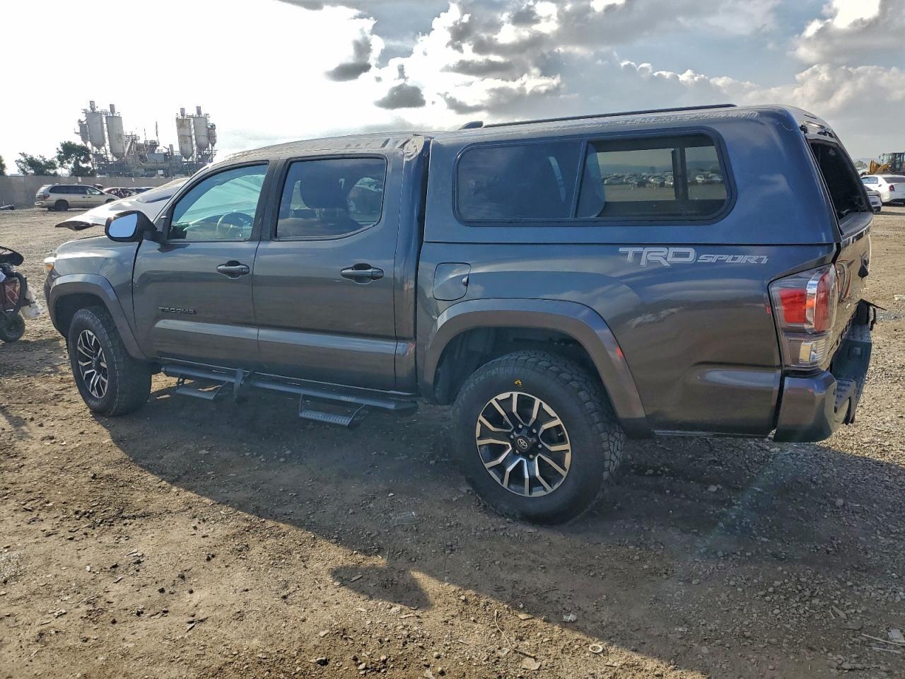 TOYOTA TACOMA DOUBLE CAB